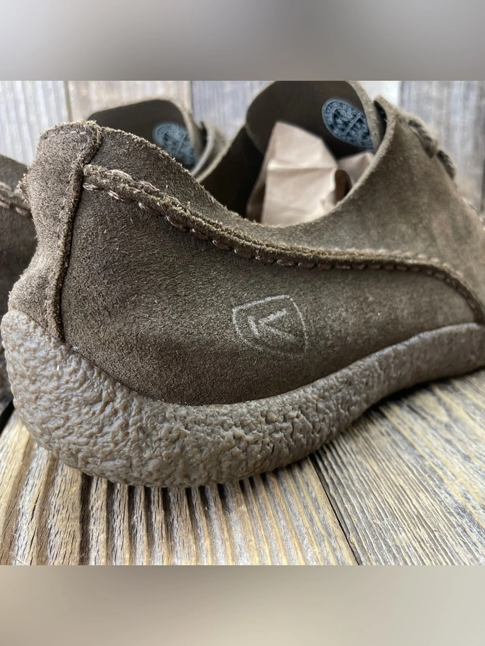 Keen Howser Mens 10.5 Suede Oxford Shoes Lace Up Casual Comfort Sneakers Hiking